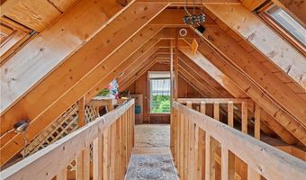 64 Burnside Ave, Narragansett, RI 02882