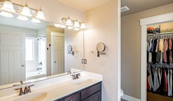 3060 S Chartwell Gdns, Ammon, ID 83406