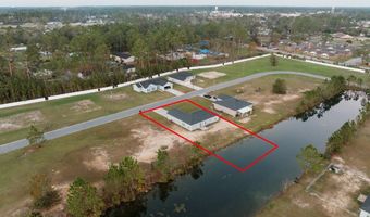 483 Lakeside Cir, Baxley, GA 31513