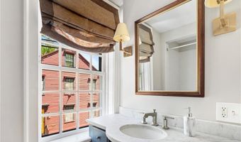 42 Second St, Newport, RI 02840