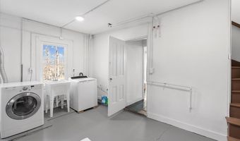 6602 KRONE Dr, Baltimore, MD 21207