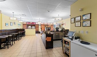 382 Thames St, Bristol, RI 02809