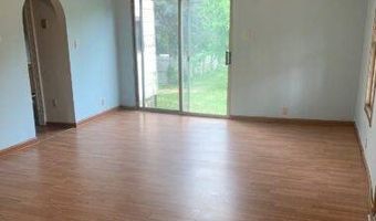 1355 Beeson NE St, Alliance, OH 44601
