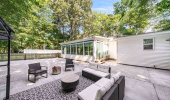 17 Dennis Crk, South Dennis, NJ 08210