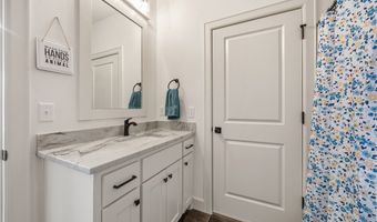 1110 Whistler St, Bentonville, AR 72713