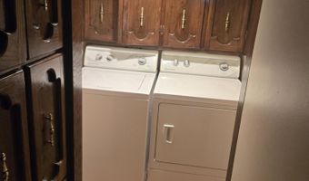 1306 1st St, Britton, SD 57430