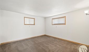 226 Moore Ln, Billings, MT 59101