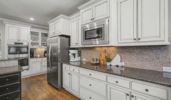31 Rocky Brook Ct, Acworth, GA 30101
