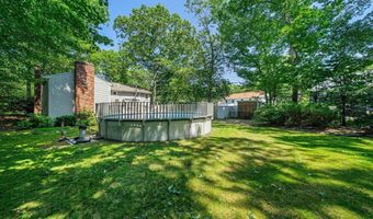 133 Russell Ln, Abington, MA 02351