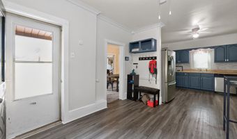 36 Broad St, Amsterdam, NY 12010