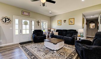 127 Hidden Valley Dr, Bardstown, KY 40004