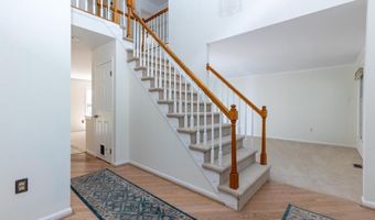 293 CHIPPENHAM Ln, Hockessin, DE 19707