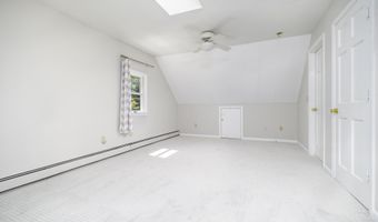 72 Harvey Rd, Ridgefield, CT 06877