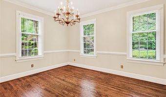 1018 Viewmont Dr, Asheboro, NC 27205