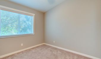 2224 NE Indigo Ln, Bend, OR 97701