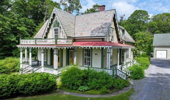 382 Hewitt Rd, Bristol, VT 05443