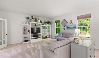 4018 McKenna Dr, Adrian, MI 49221