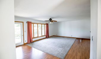 711 E Chubb St, Algona, IA 50511