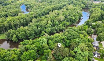 330 Catherine Ct, Allegan, MI 49010