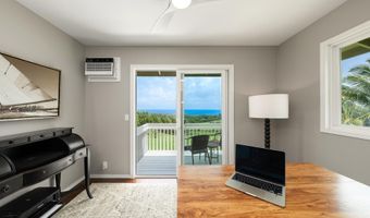 820 W Kuiaha Rd A, Haiku, HI 96708