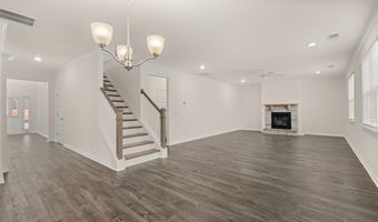 1813 QUAKER St, Hampton, GA 30228