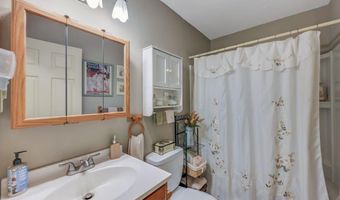 106 Burnshaw Ln, Albrightsville, PA 18210