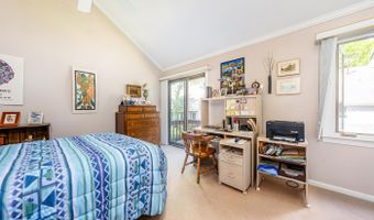 17 Ships Way, Bourne, MA 02532