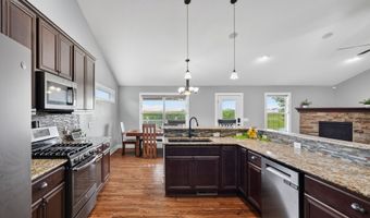 3221 4th Ave SE, Altoona, IA 50009