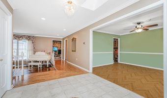 27 Southview Ter S, Middletown, NJ 07748