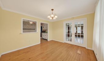 16 Oneida Ave, Atlantic Highlands, NJ 07716