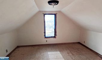 10478 Leander Rd, Angora, MN 55703