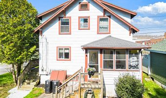 157 Riverside Dr, Augusta, ME 04330