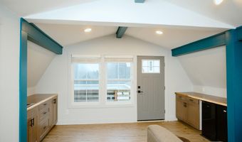 6800 Thornapple River Dr SE, Alto, MI 49302