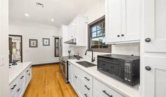 129 N Vega St, Alhambra, CA 91801