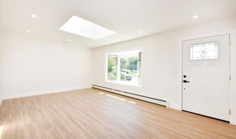 79 Columbus Blvd, Amityville, NY 11701