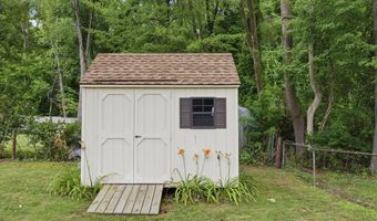 49 Gipp Rd, Albany, NY 12203