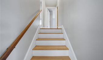 33 Shirley Dr, Cumberland, RI 02864