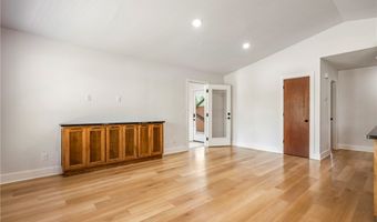 1808 SW D St, Bentonville, AR 72712
