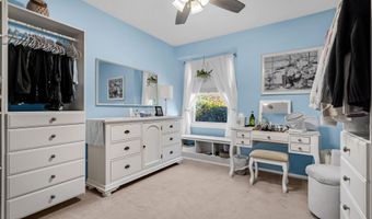 8 Eagle Dr, Bayville, NJ 08721