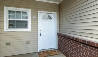 2906 N Knightsbridge Cir, Ann Arbor, MI 48105