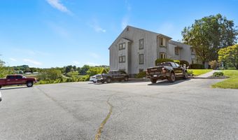100 Wonderland Dr 5D, Abingdon, VA 24211