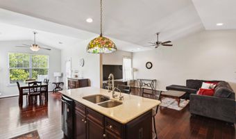 226 N RED HAVEN Ln, Dover, DE 19901