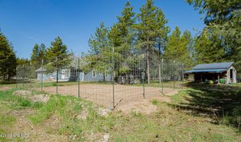 688 Champs Rd, Bonners Ferry, ID 83805