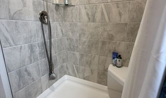 Maple Lane 6, Danbury, CT 06810