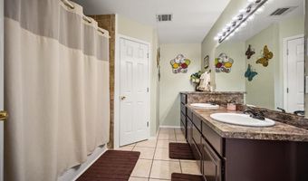 100 Coronado Trl, Weatherford, TX 76087
