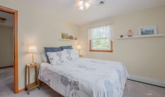 7 Robin Hill Ln, Athens, OH 45701