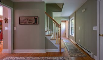 140 Ironworks Rd, Clinton, CT 06413