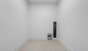 100 Glenbrook Ct, Atlantis, FL 33462