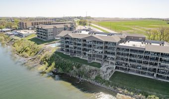 570 Linden Dr. 204, Arnolds Park, IA 51331