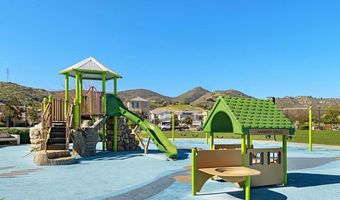 3035 Starry Night Dr, Escondido, CA 92029